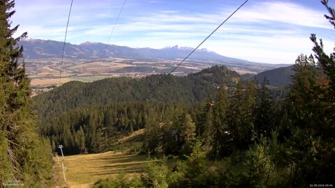 Záber z kamery Ski Opalisko Panoráma, výhľad na Liptov a Tatry